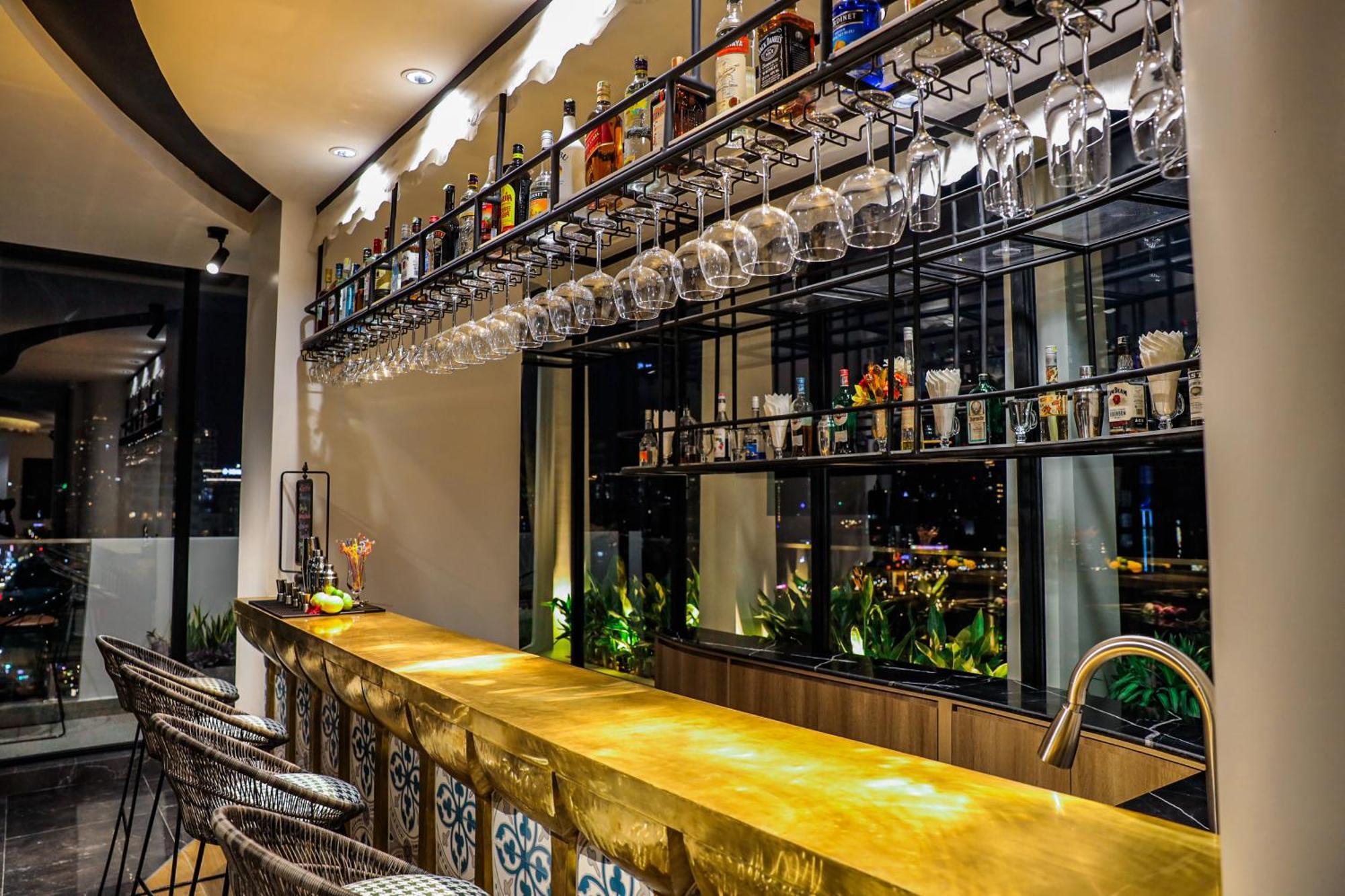 Chaiya Palace Hotel