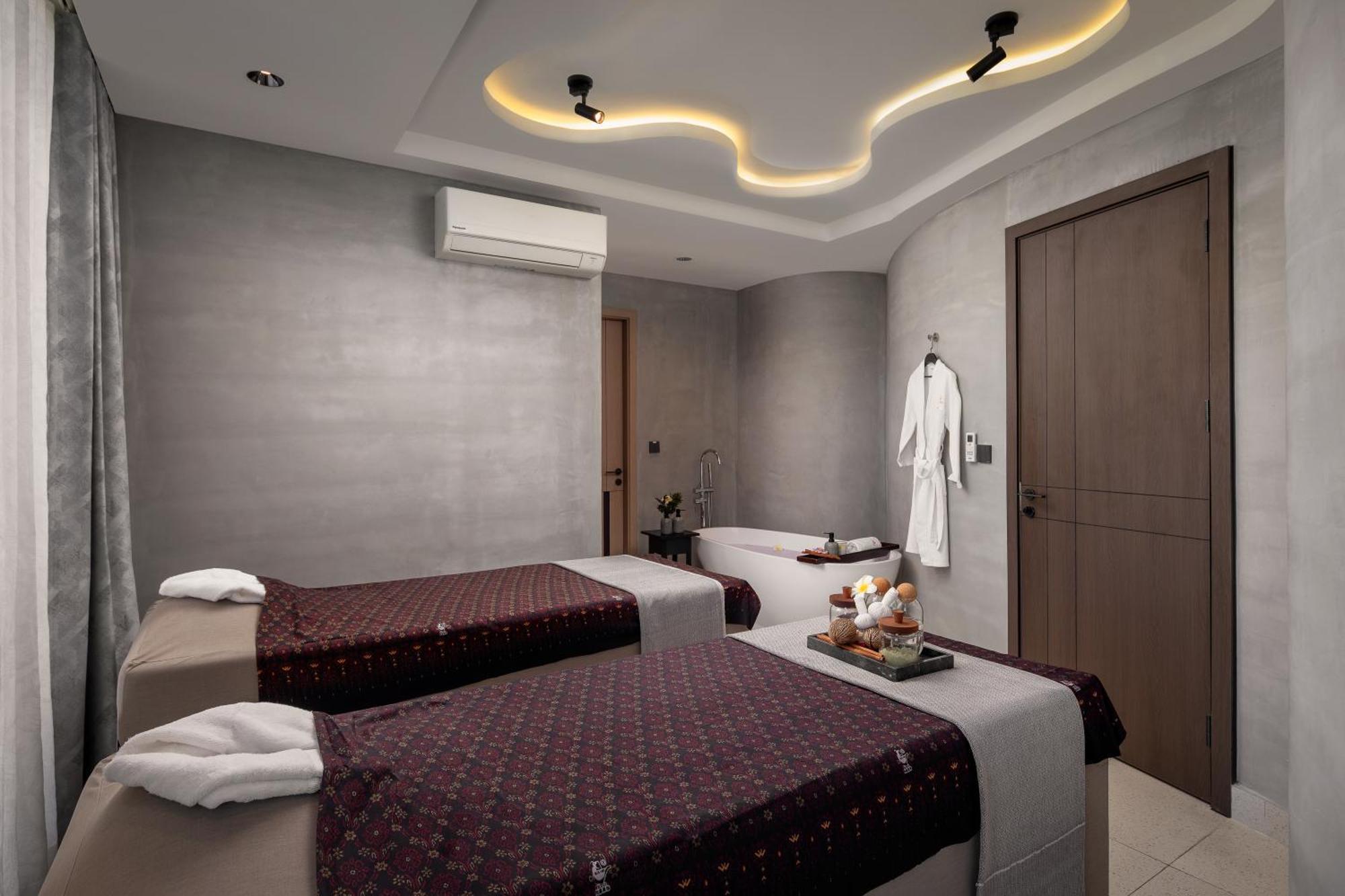Chaiya Palace 4*